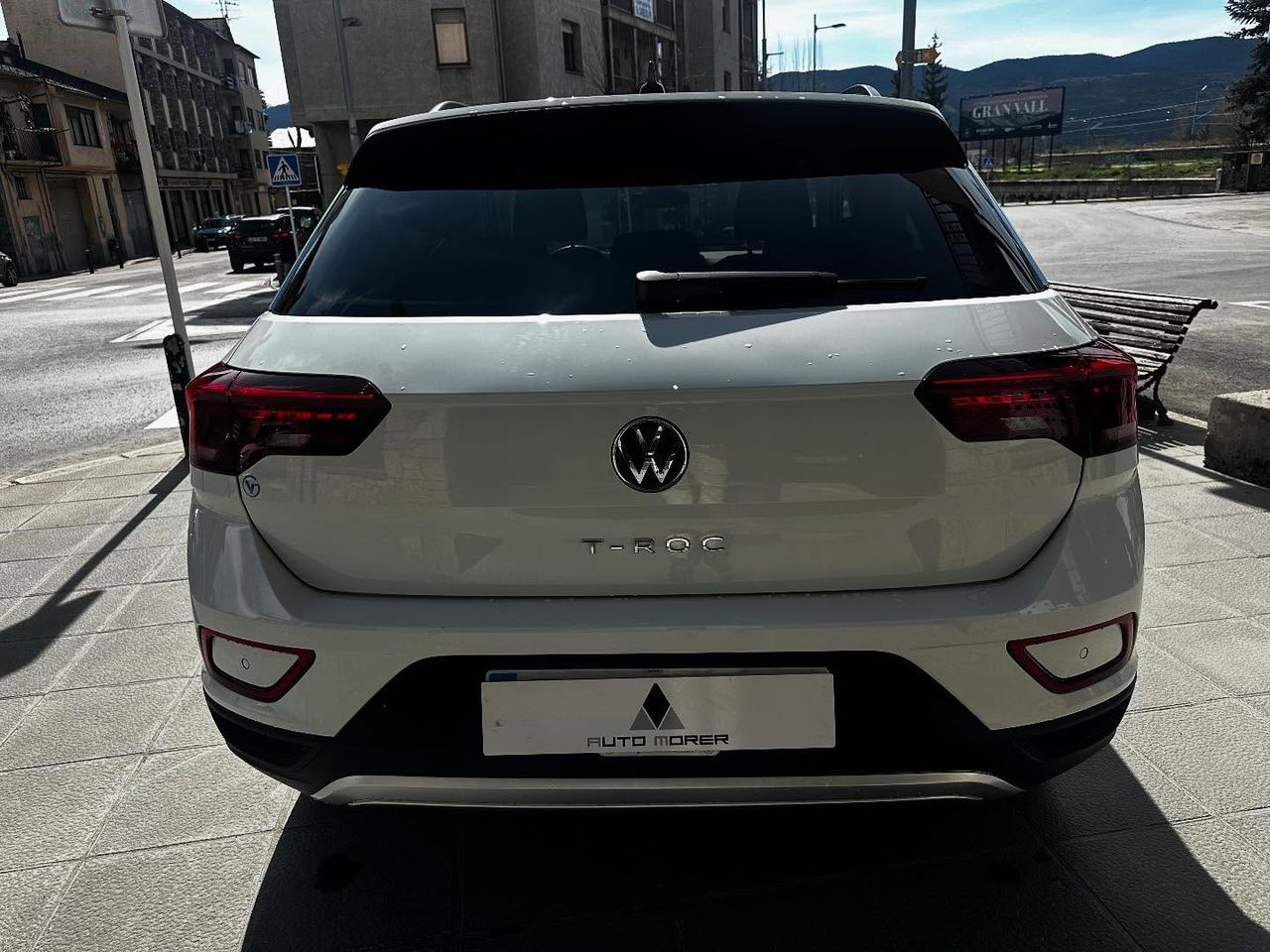 Foto Volkswagen T-Roc 4