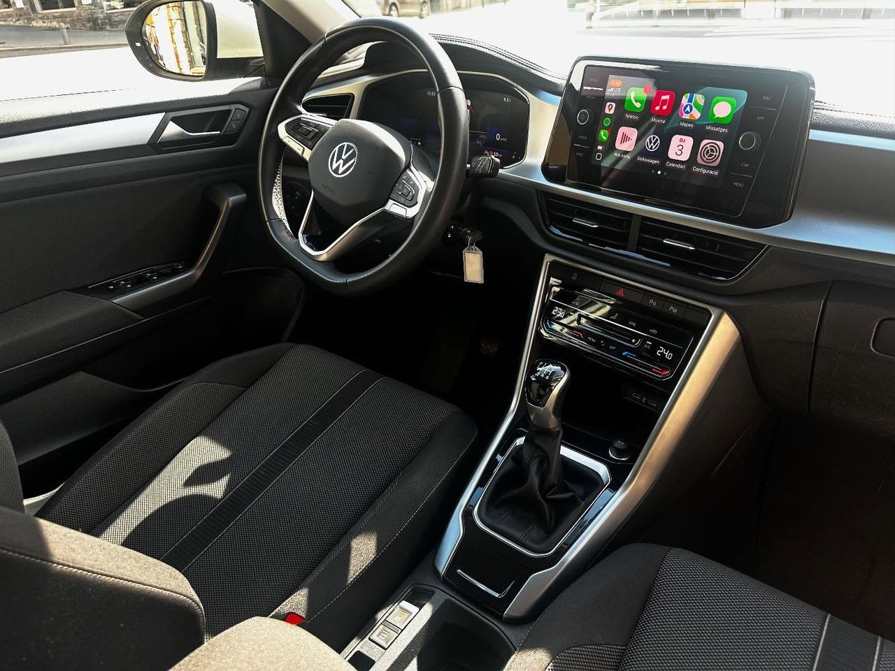 Foto Volkswagen T-Roc 10