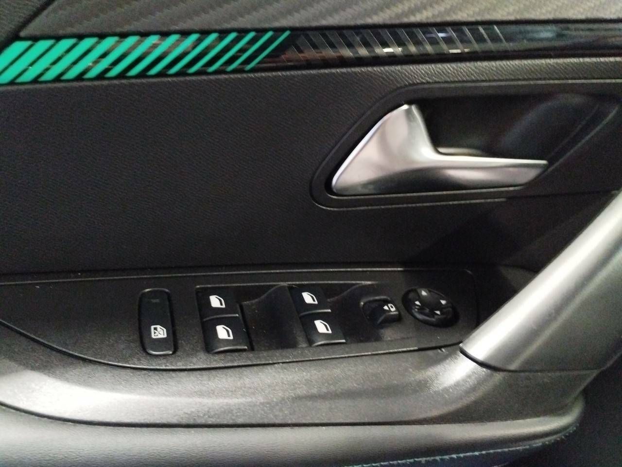 Foto Peugeot 2008 18