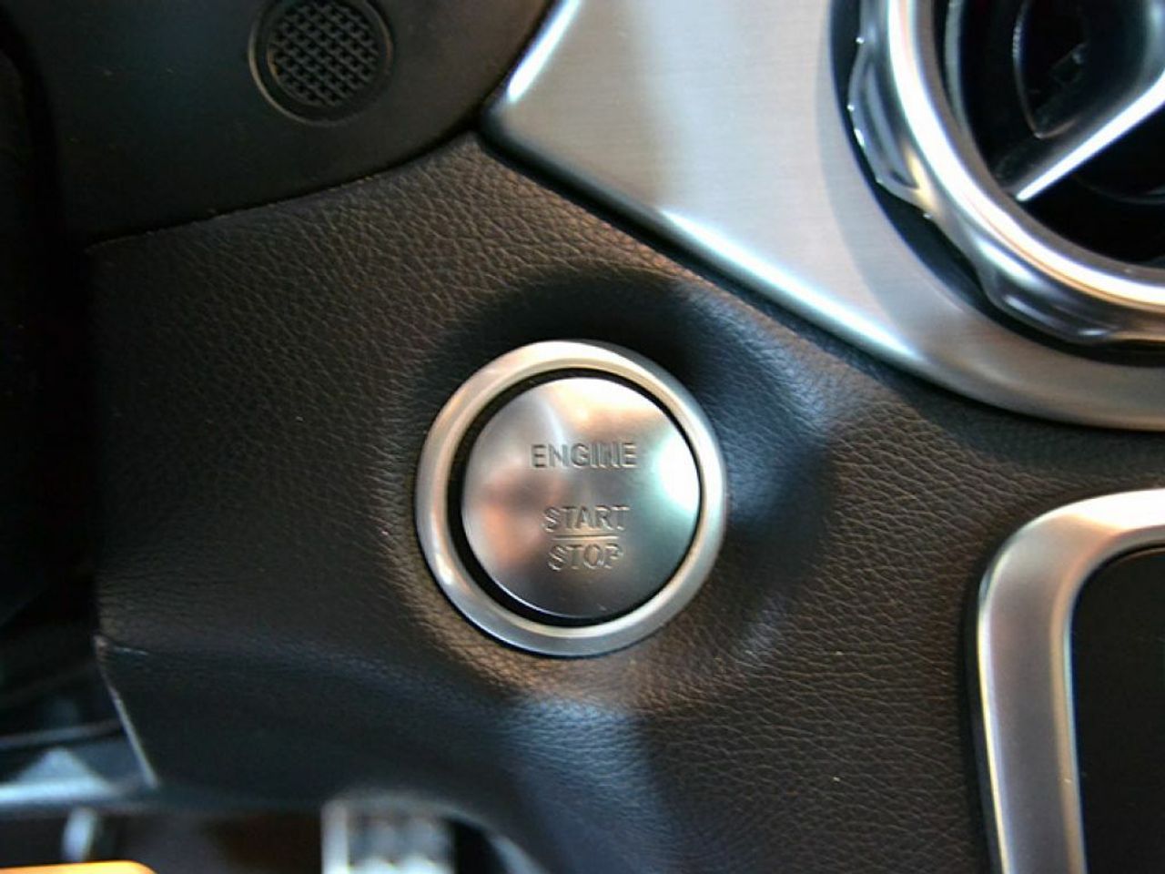 Foto Mercedes-Benz Clase GLA 27