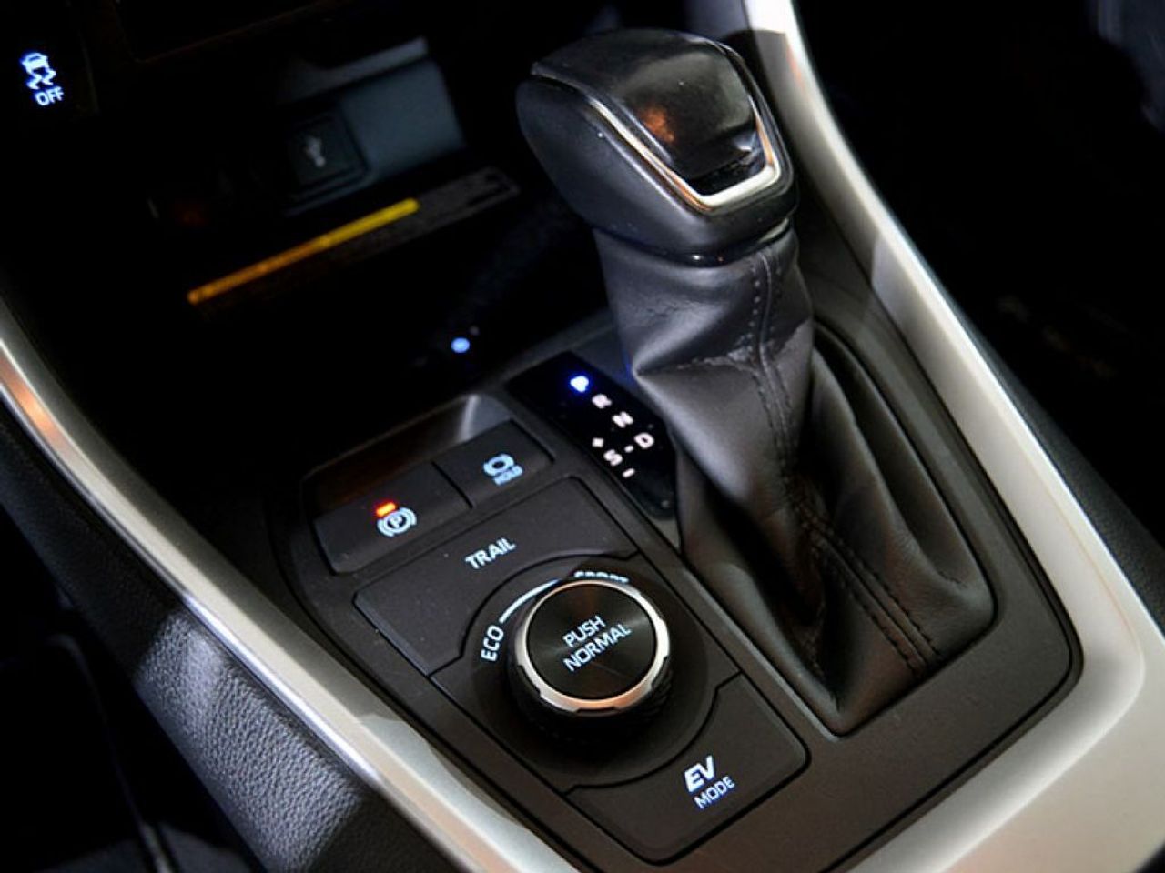 Foto Toyota Rav4 25