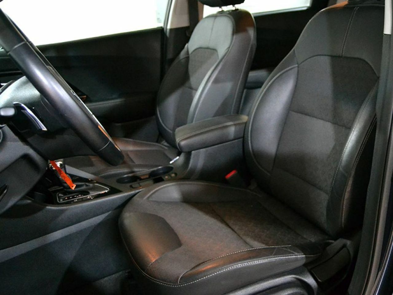 Foto Kia Niro 12