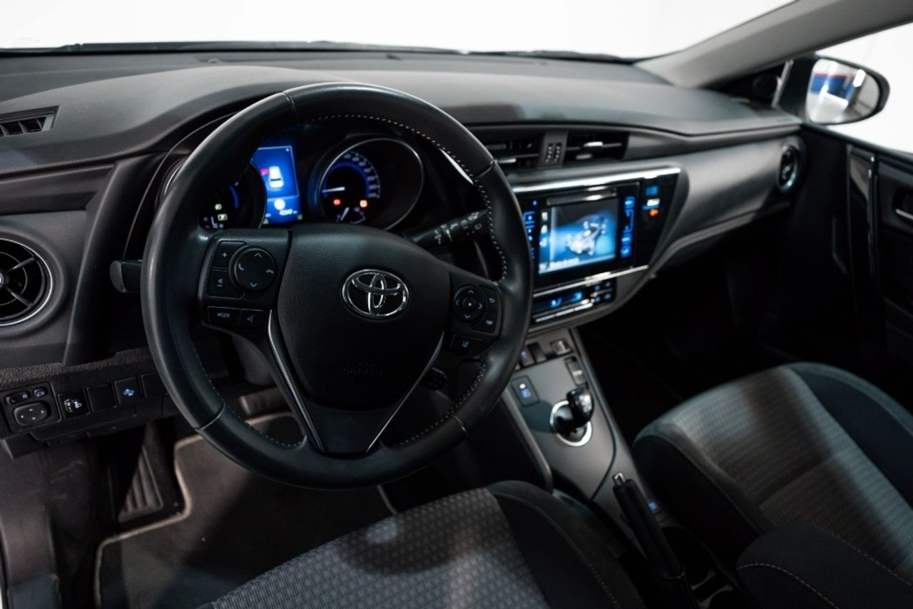 Foto Toyota Auris 7
