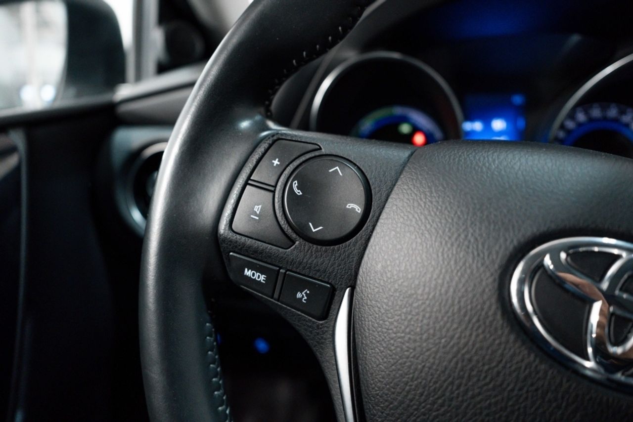 Foto Toyota Auris 9