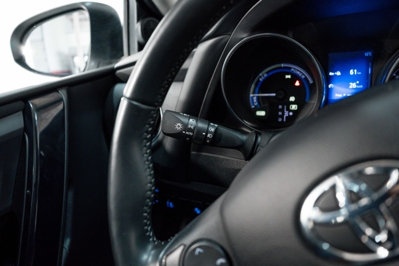 Foto Toyota Auris 10