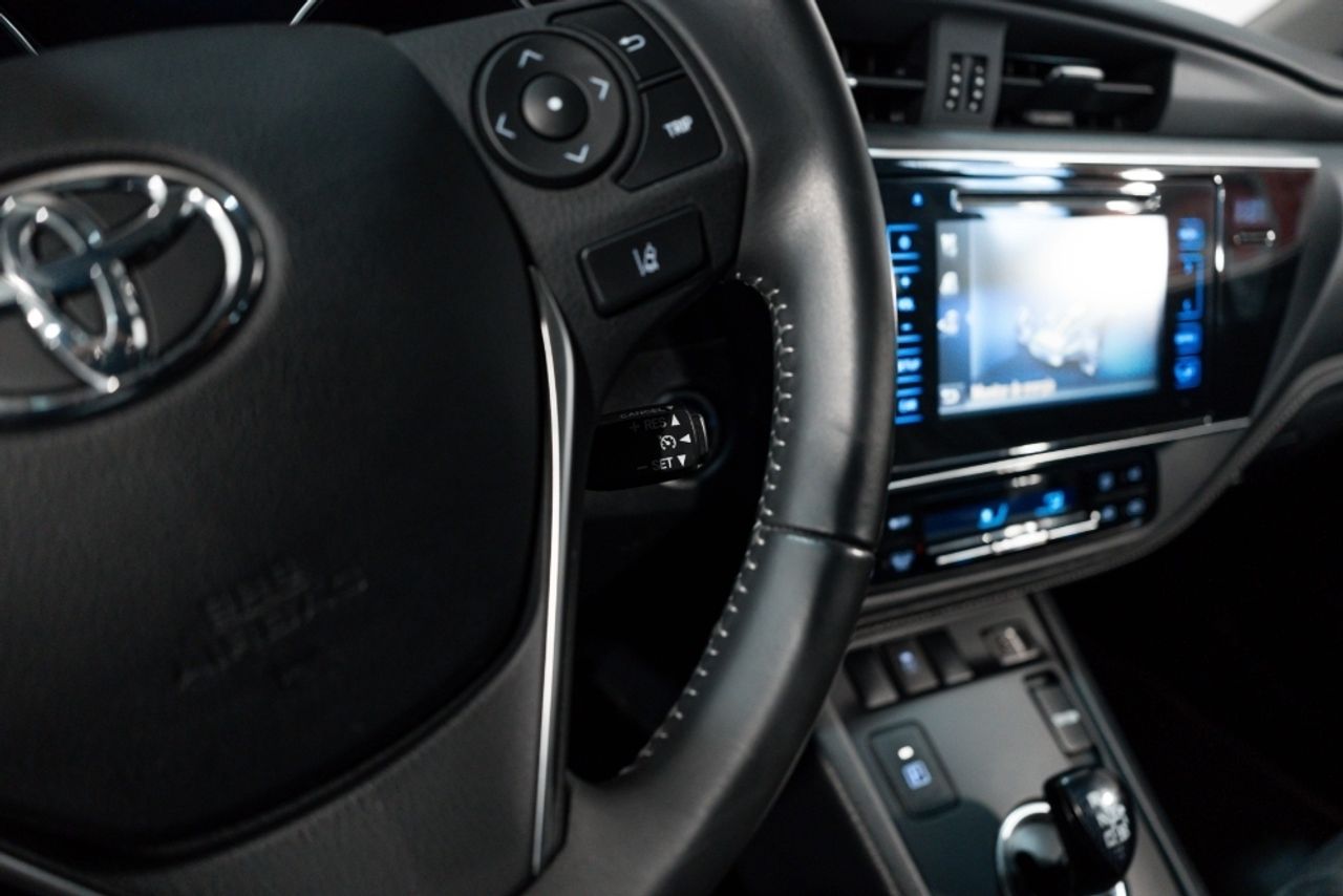 Foto Toyota Auris 19