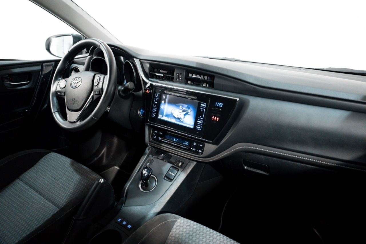 Foto Toyota Auris 25