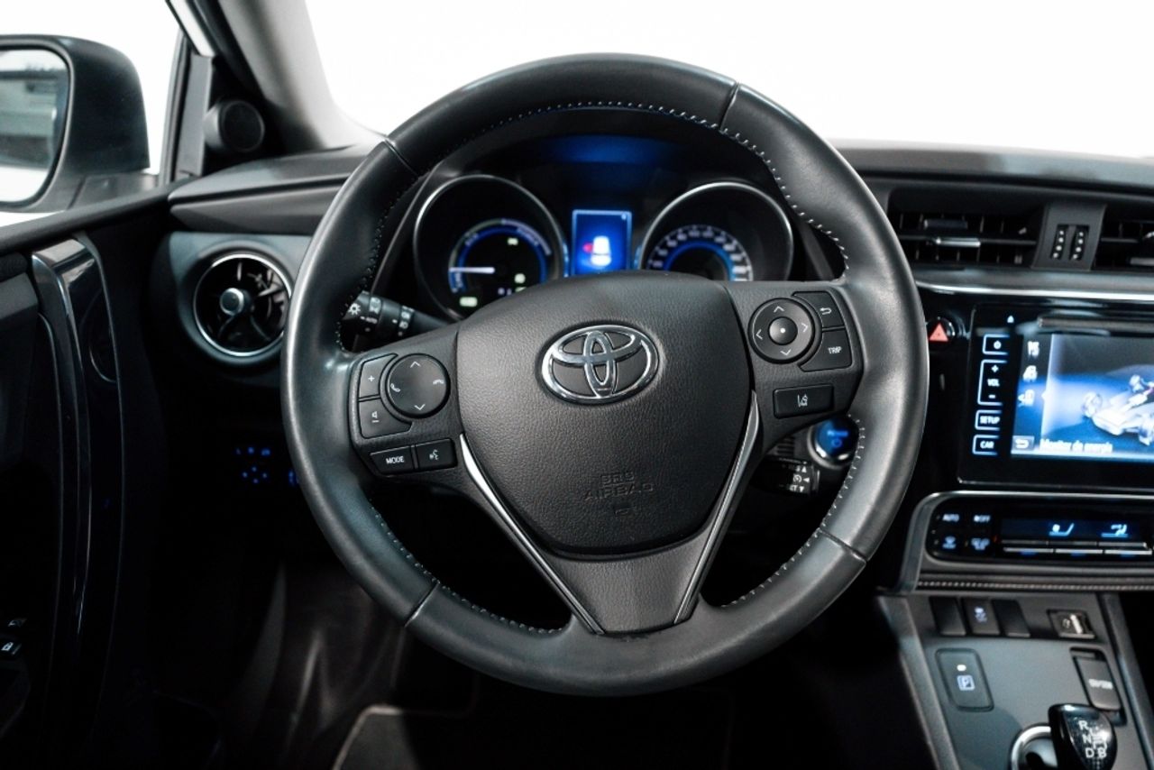 Foto Toyota Auris 27
