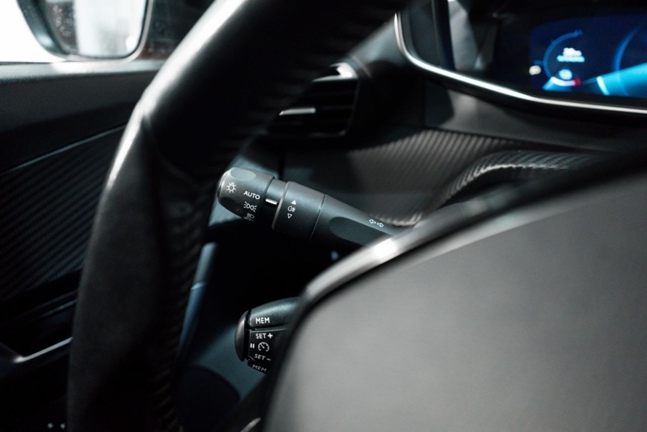 Foto Peugeot 2008 10
