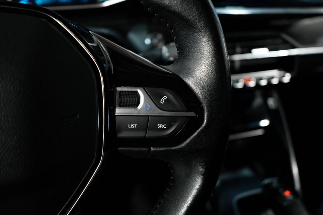 Foto Peugeot 2008 16