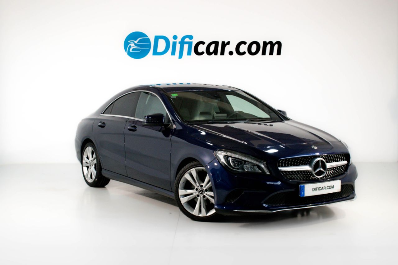Foto Mercedes-Benz Clase CLA 3