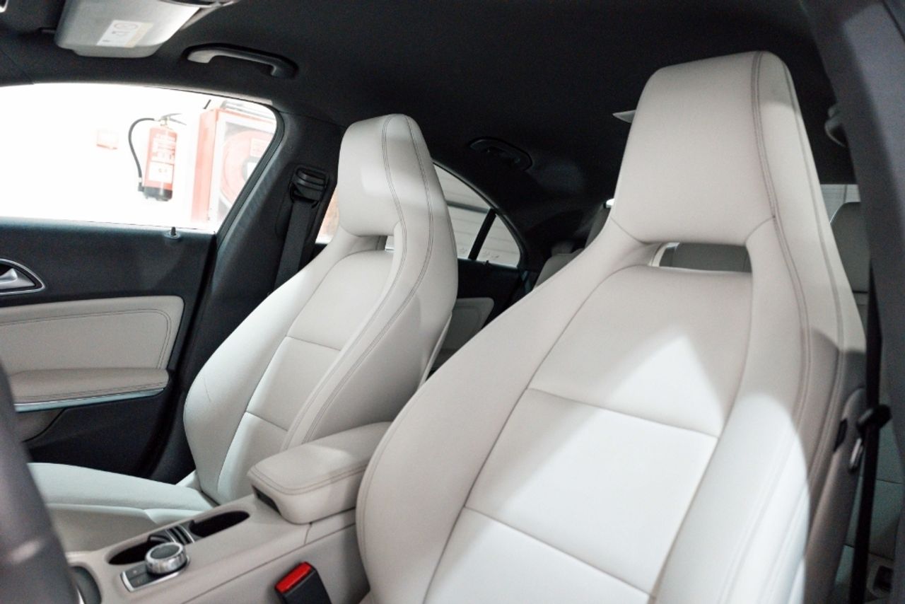 Foto Mercedes-Benz Clase CLA 8