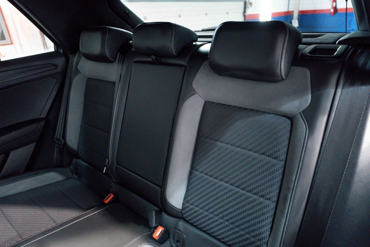 Foto Volkswagen T-Roc 27