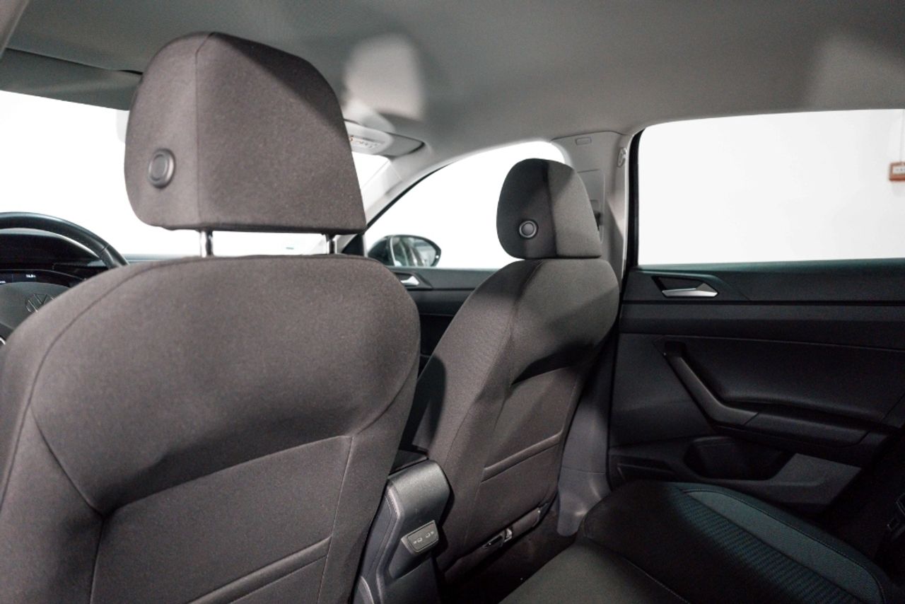 Foto Volkswagen Taigo 25