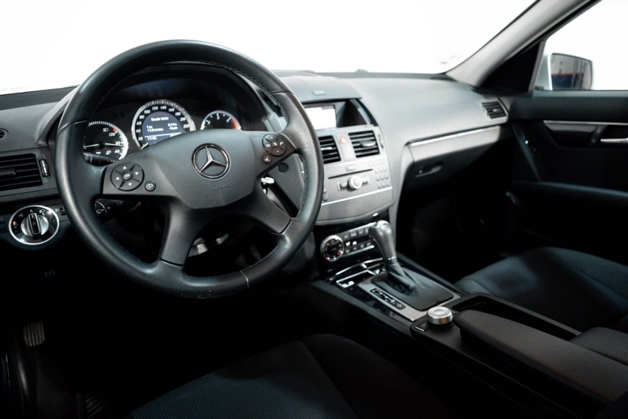Foto Mercedes-Benz Clase C 22