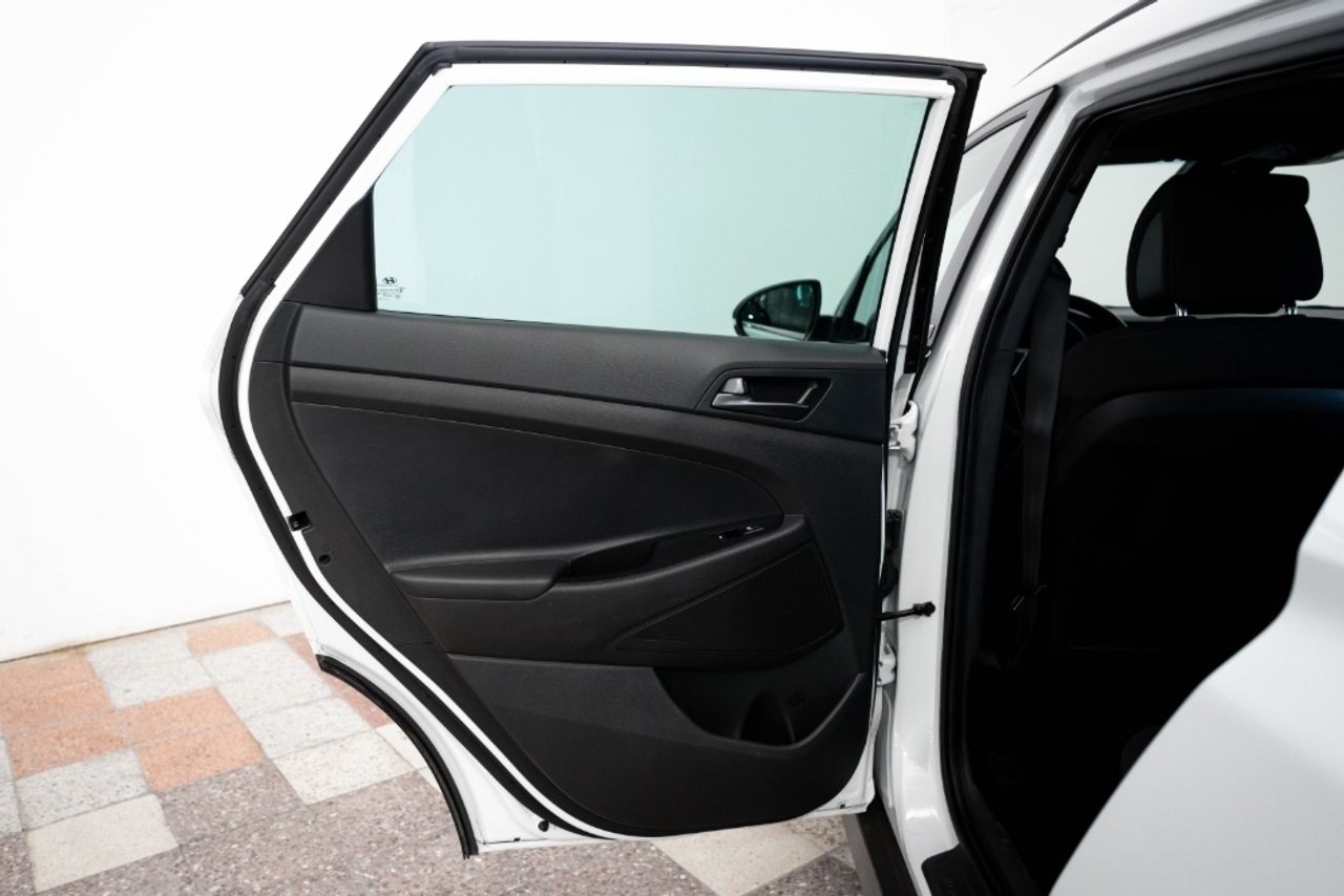 Foto Hyundai Tucson 28
