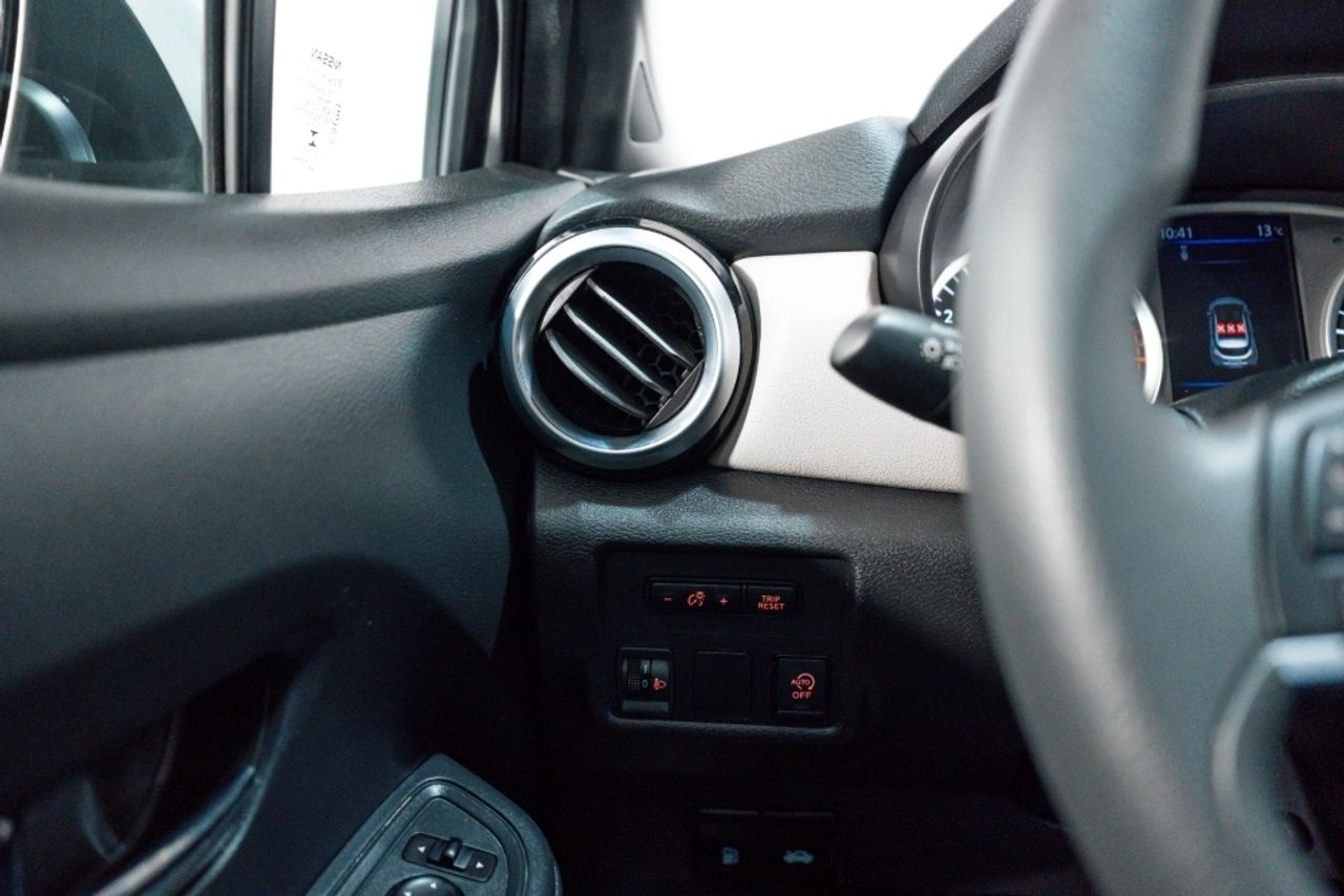 Foto Nissan Micra 11
