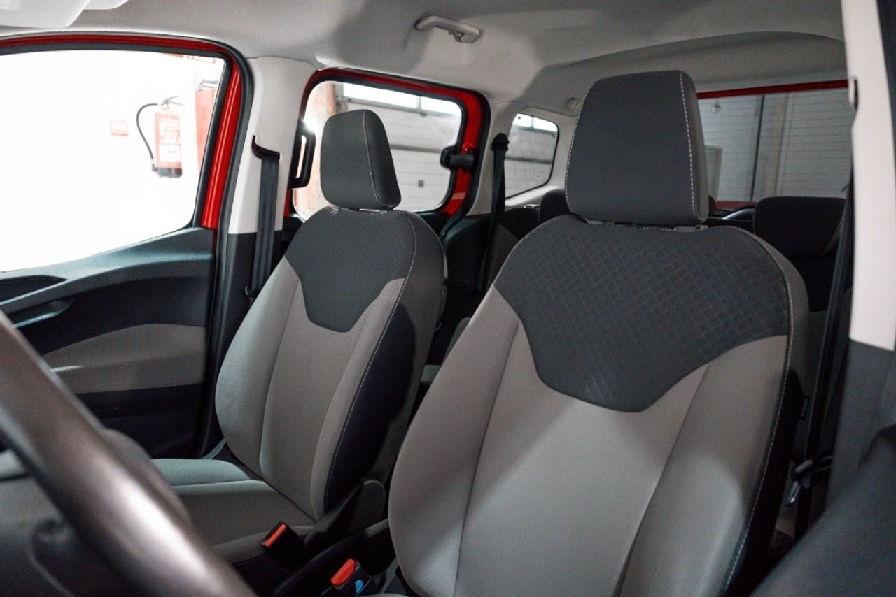 Foto Ford Tourneo Courier 8