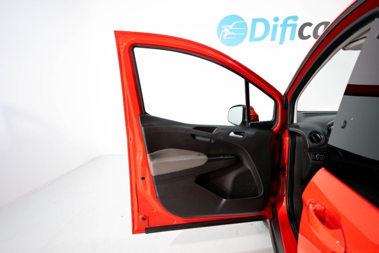Foto Ford Tourneo Courier 13