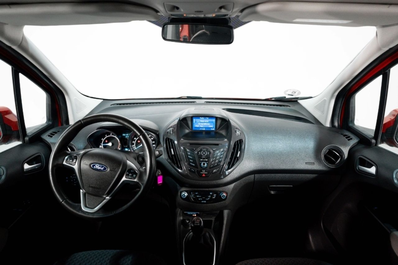 Foto Ford Tourneo Courier 24