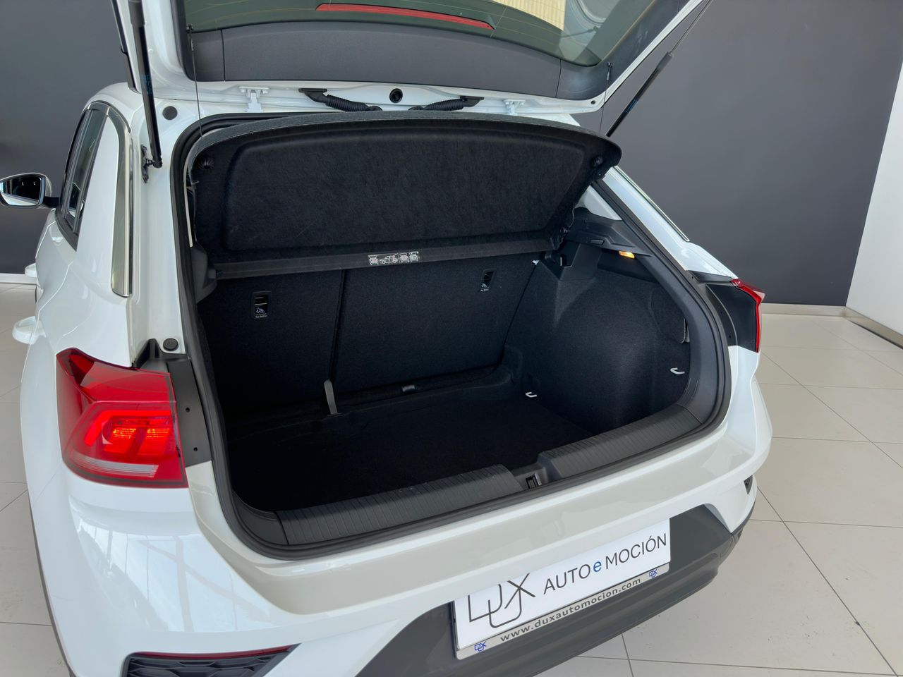 Foto Volkswagen T-Roc 8