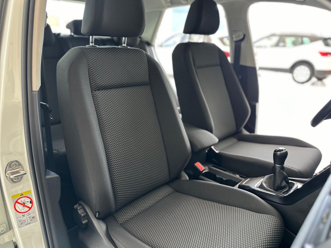 Foto Volkswagen T-Roc 18
