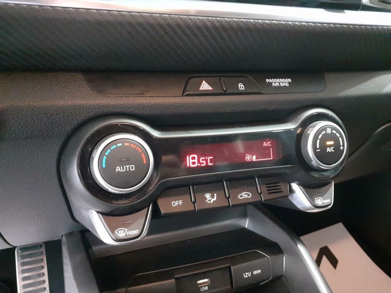 Foto Kia Stonic 21