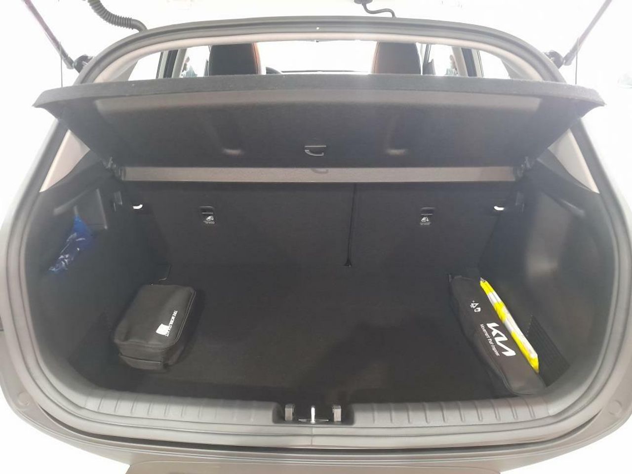 Foto Kia Stonic 23