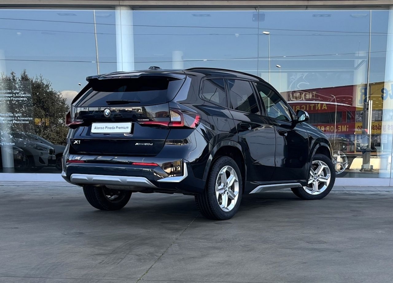 Foto BMW X1 3