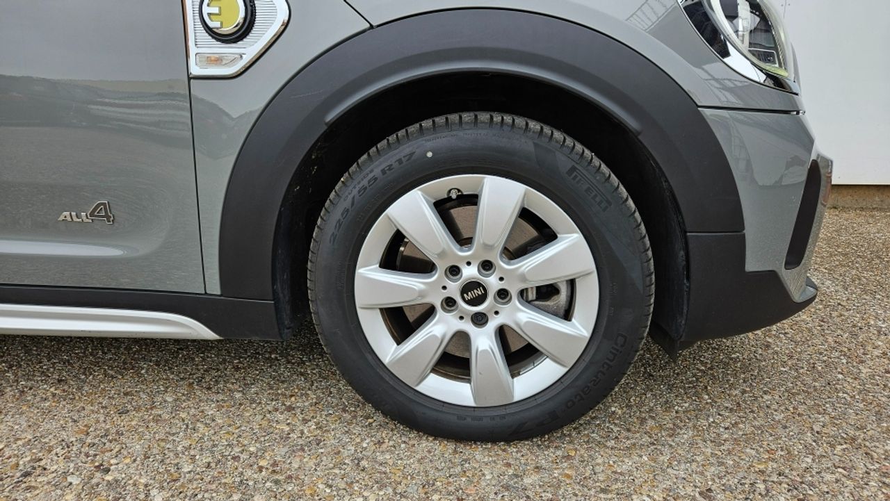 Foto Mini Countryman 32