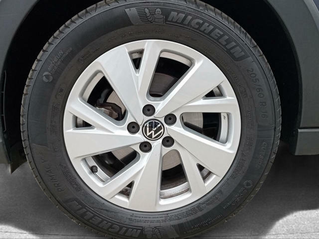 Foto Volkswagen Taigo 24