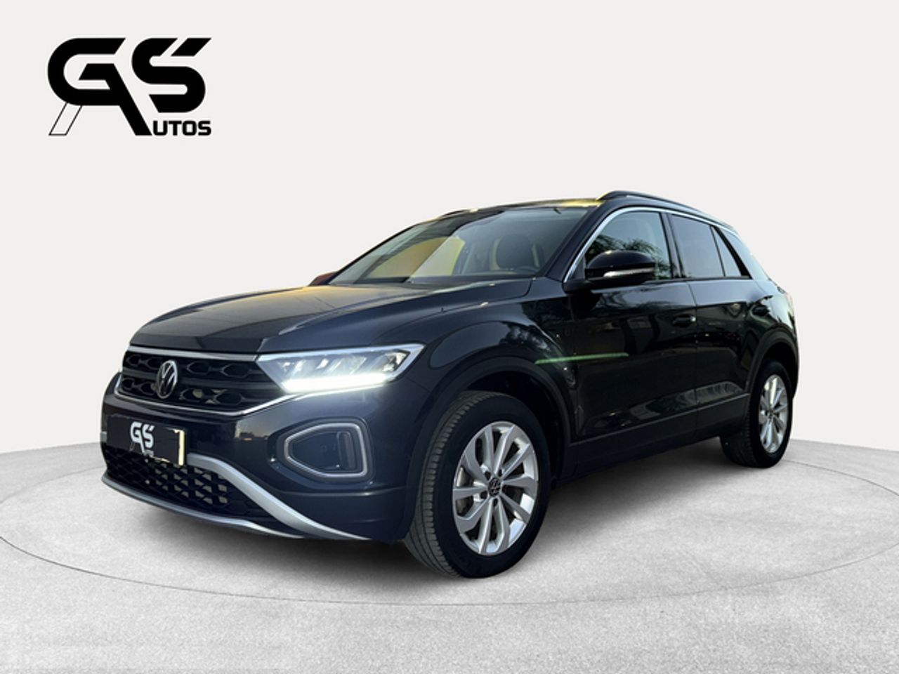 Foto Volkswagen T-Roc 1
