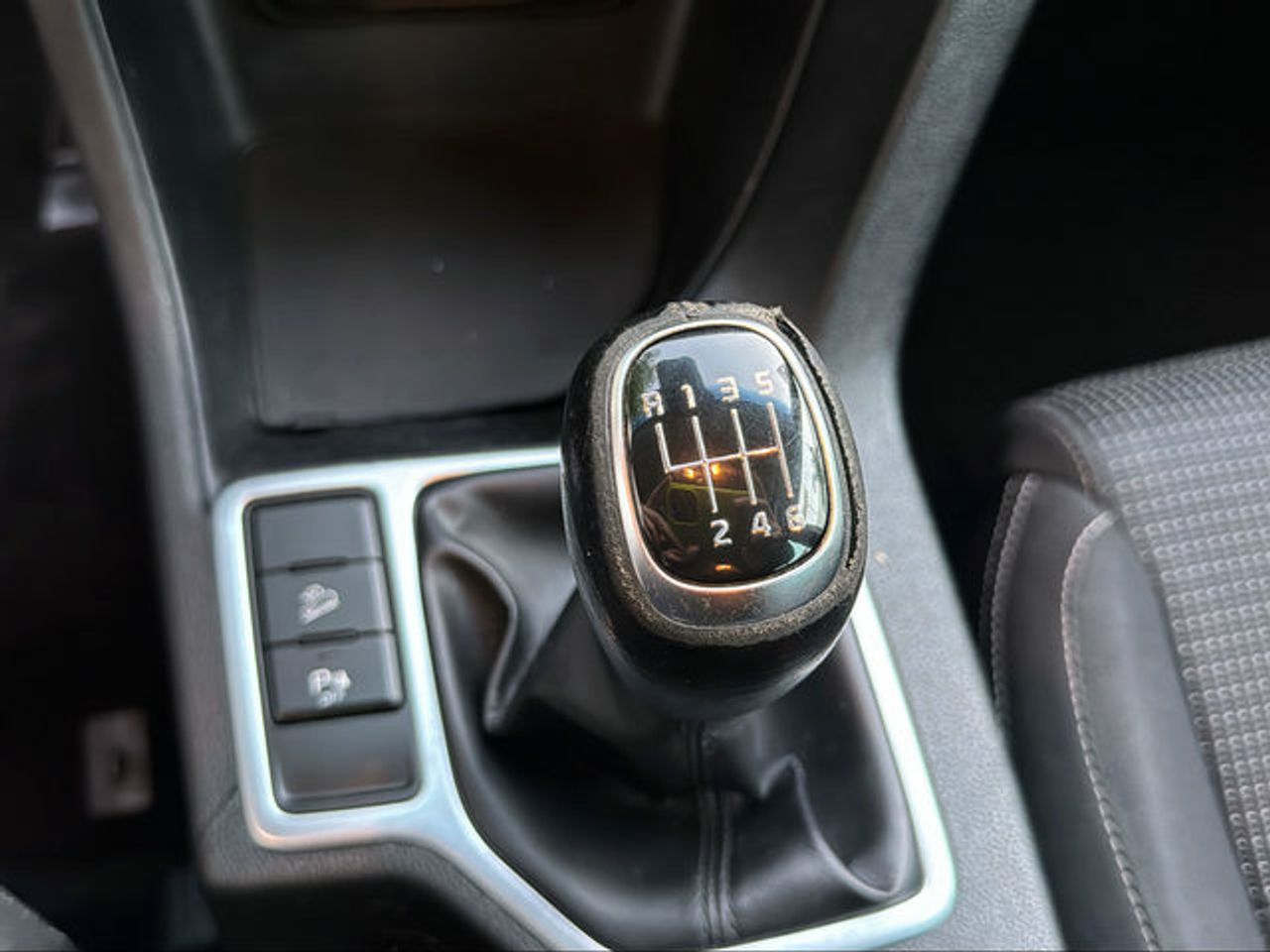Foto Kia Sportage 23