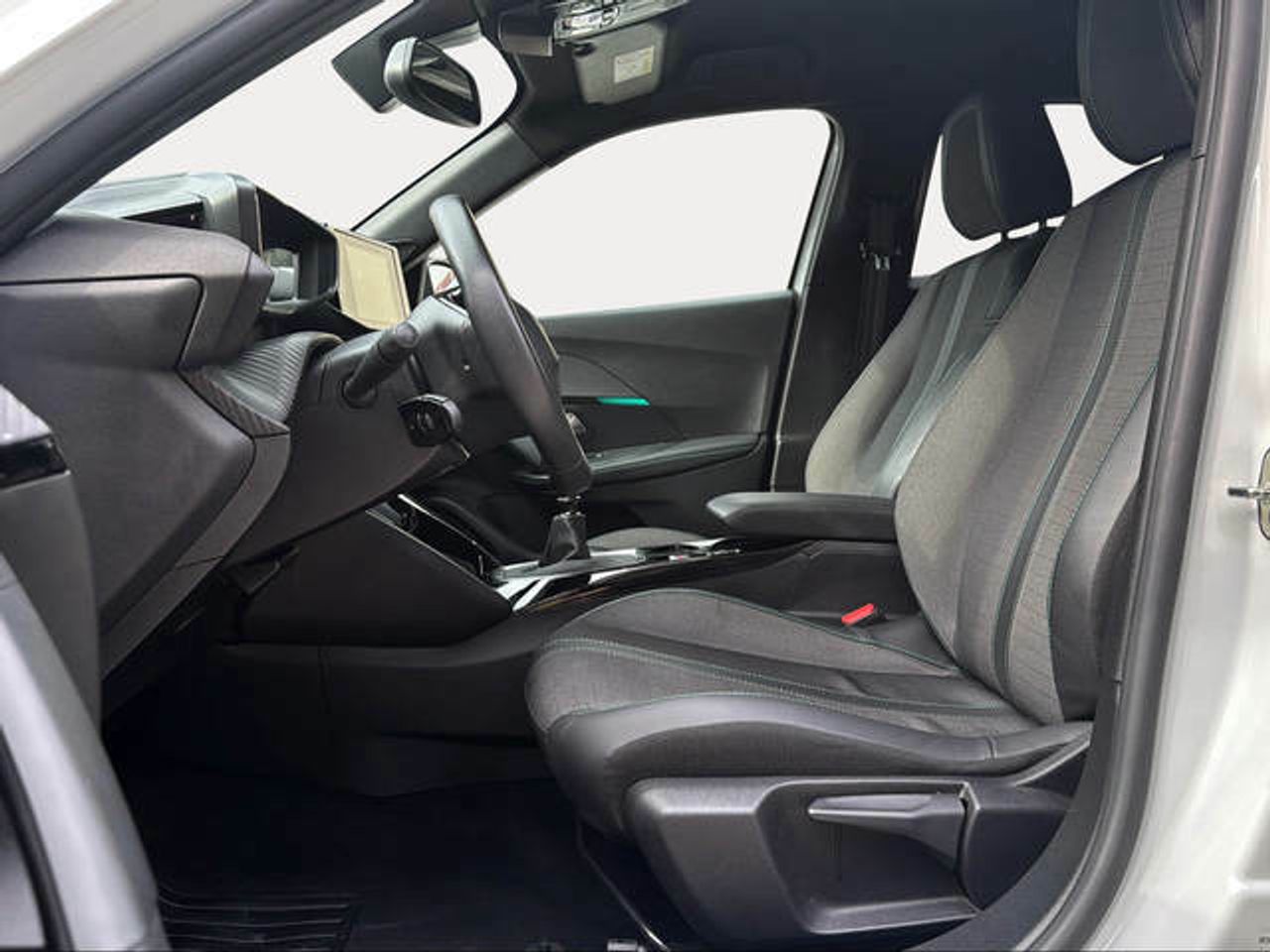 Foto Peugeot 2008 8