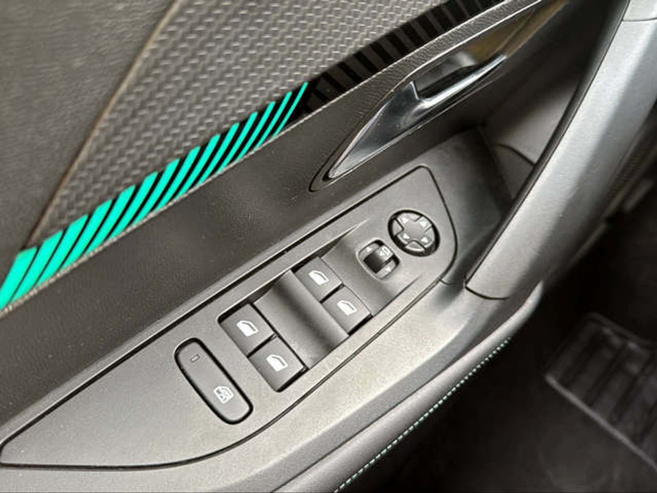 Foto Peugeot 2008 23