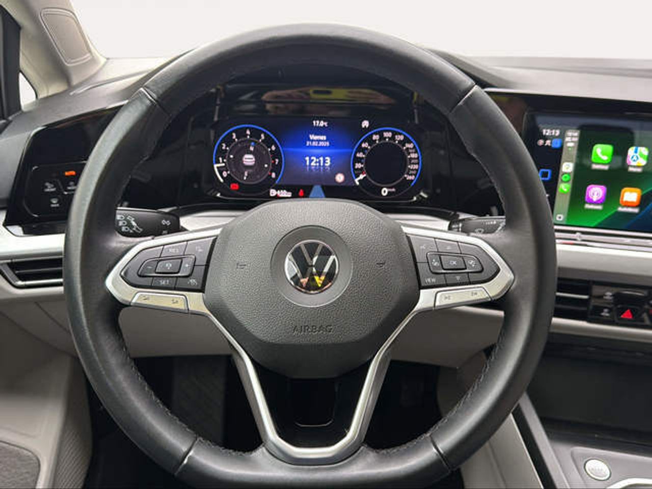 Foto Volkswagen Golf 17