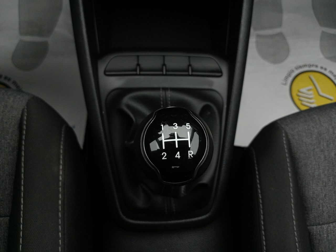 Foto Kia Stonic 13