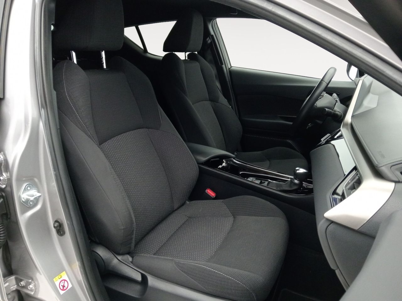 Foto Toyota C-HR 8