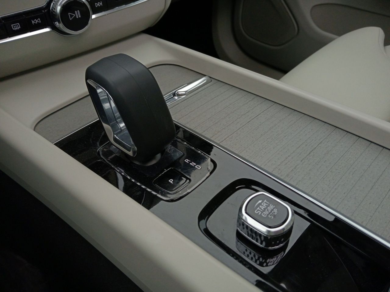 Foto Volvo XC60 15