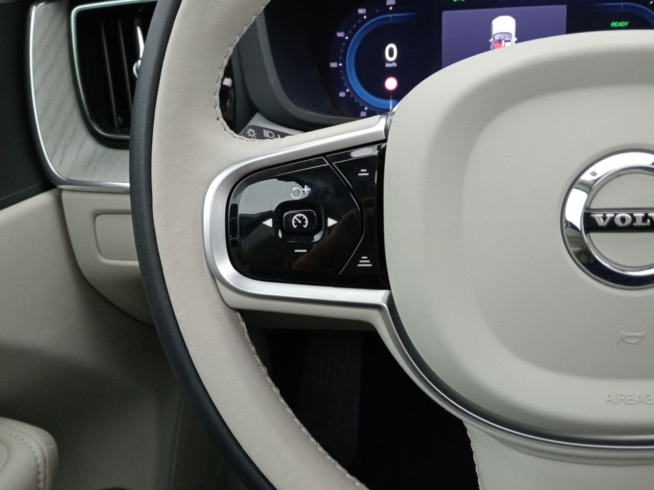 Foto Volvo XC60 16