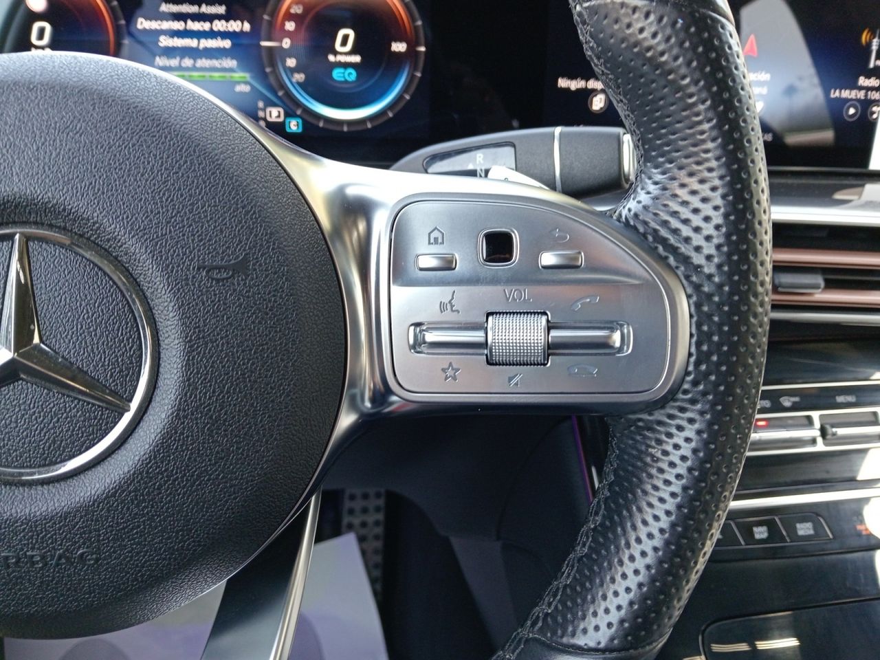 Foto Mercedes-Benz EQC 19