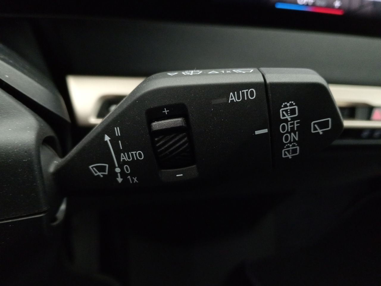 Foto BMW iX3 19
