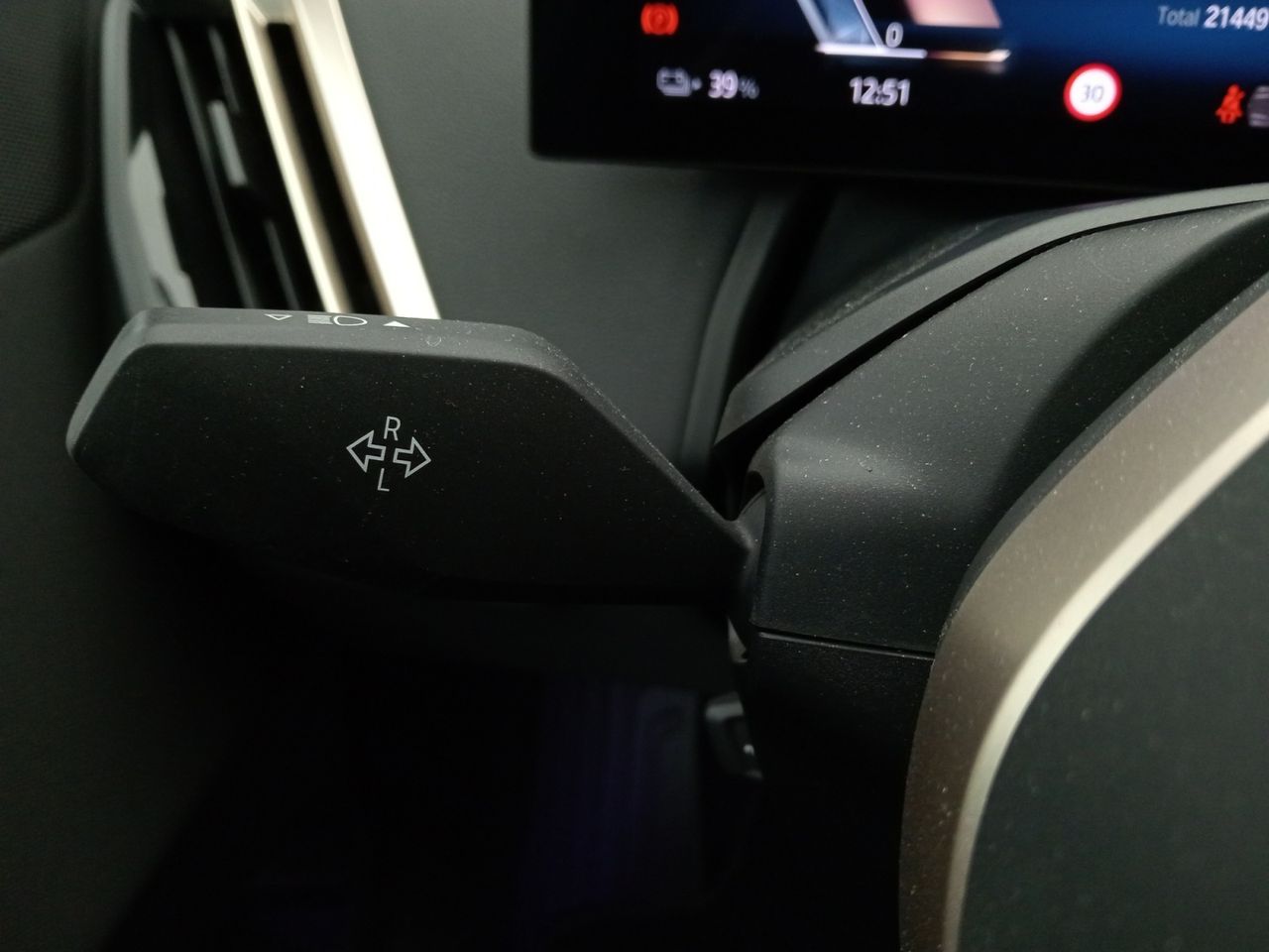 Foto BMW iX3 20
