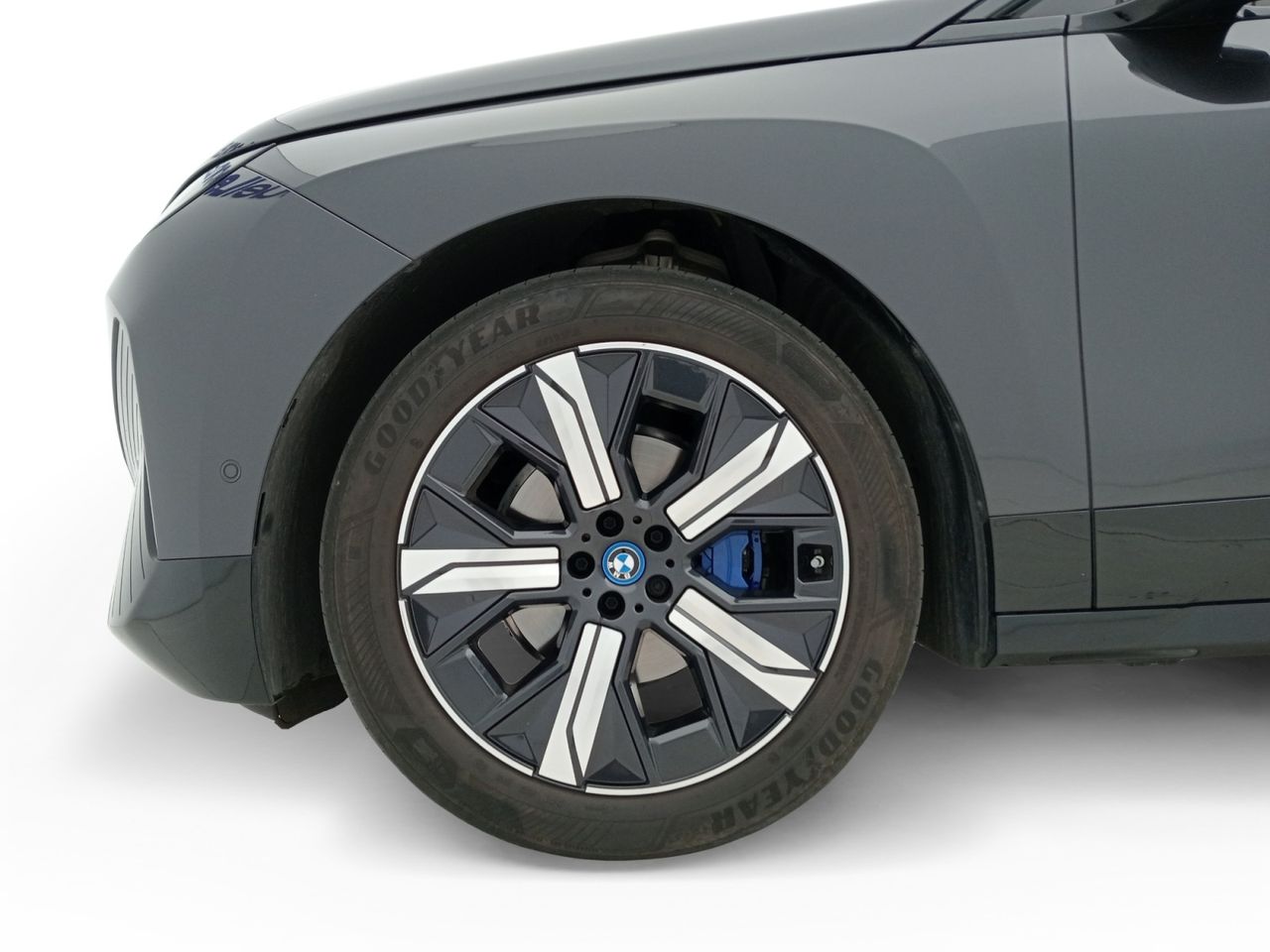 Foto BMW iX3 23