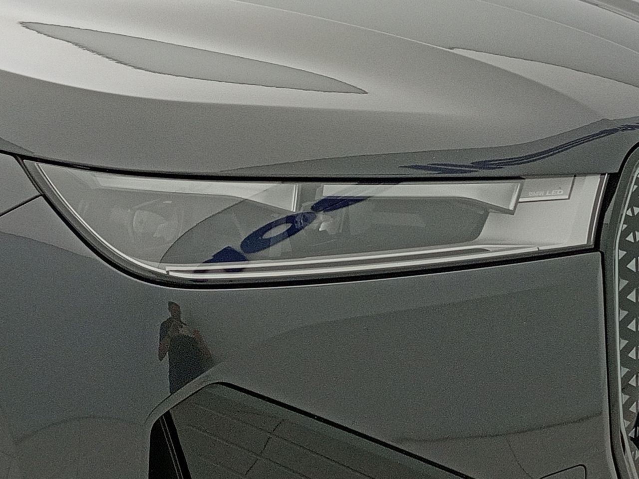 Foto BMW iX3 24
