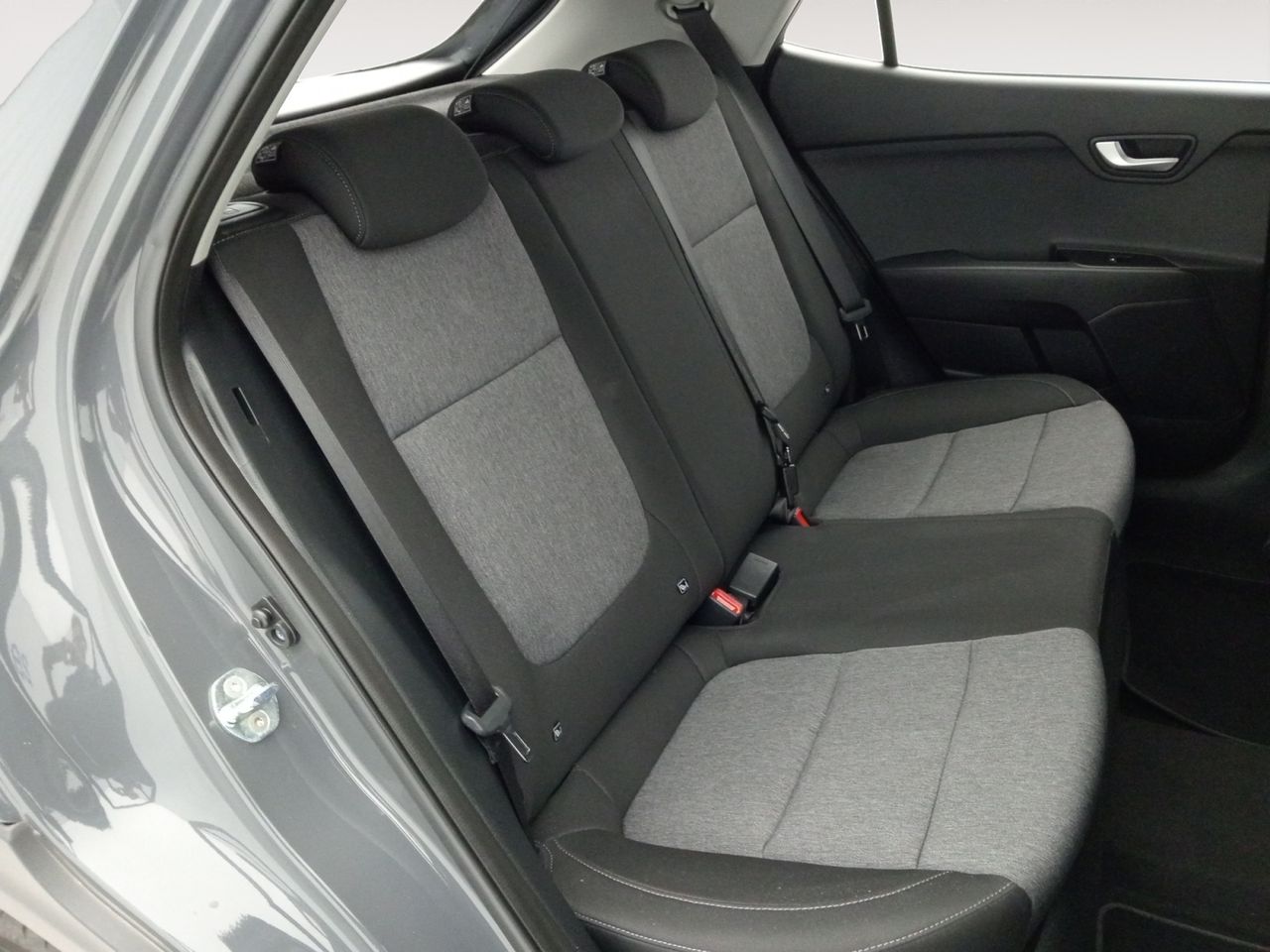 Foto Kia Stonic 9