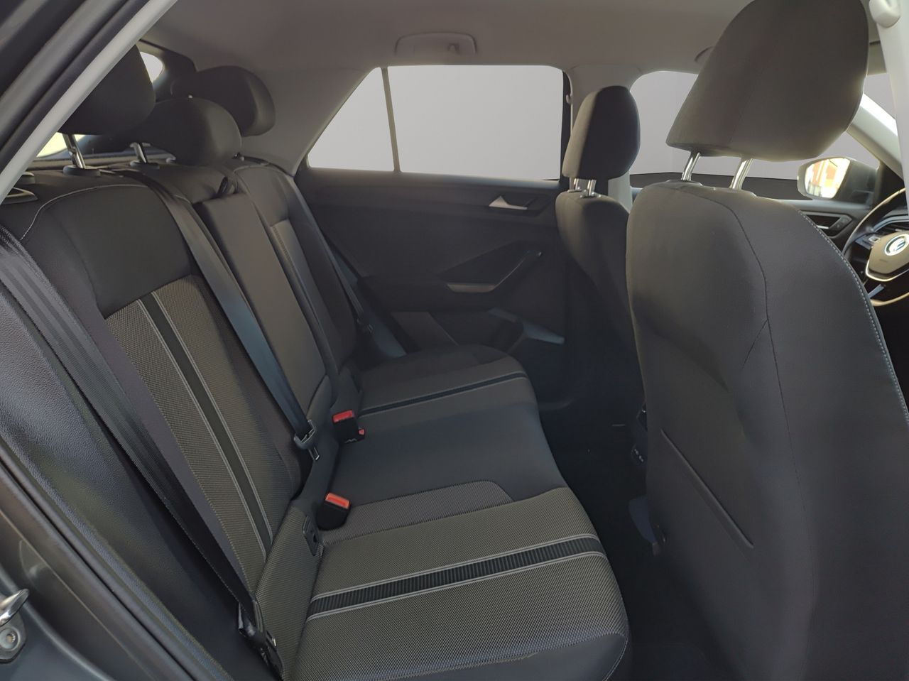 Foto Volkswagen T-Roc 7