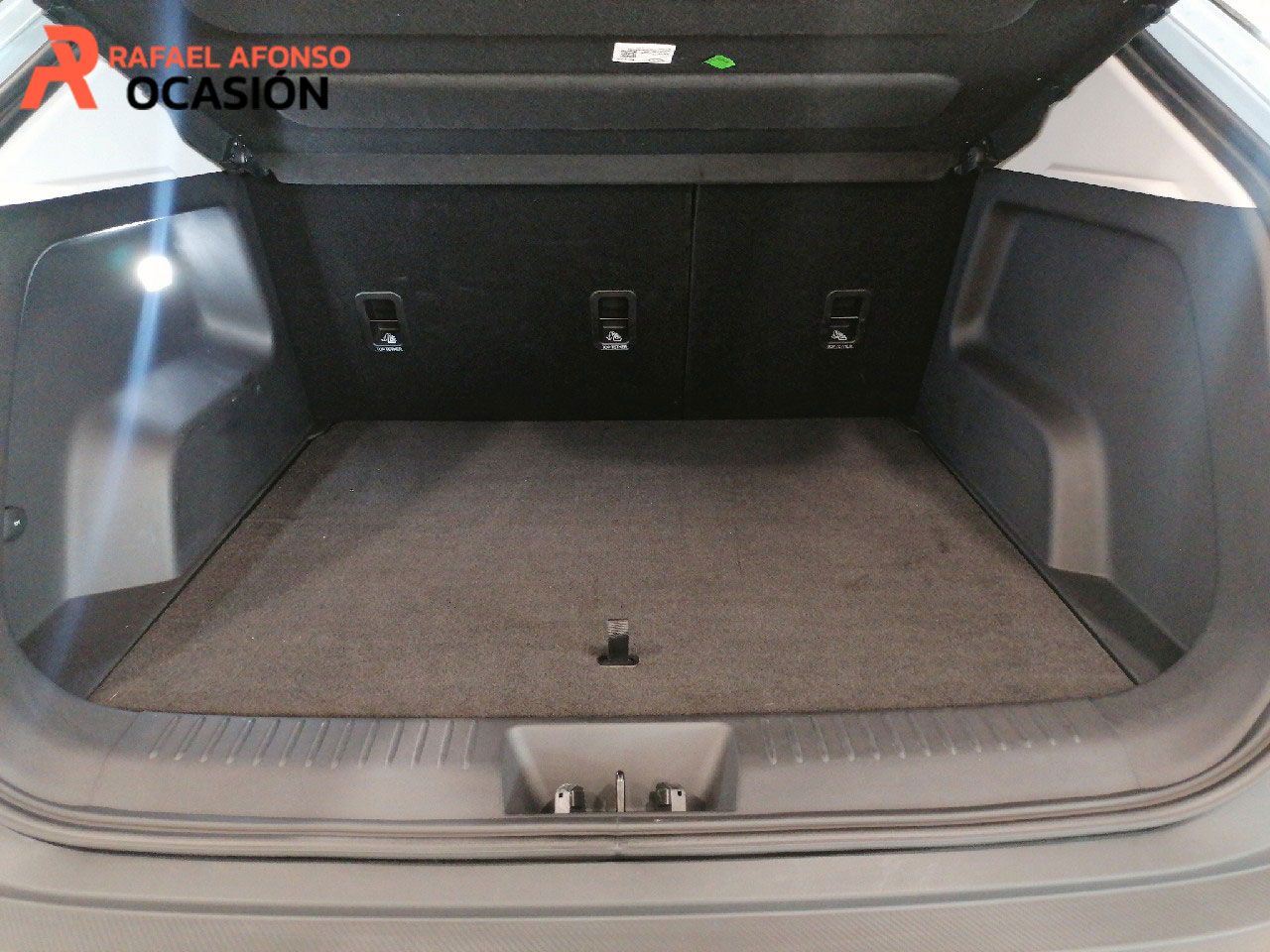 Foto Omoda 5 10