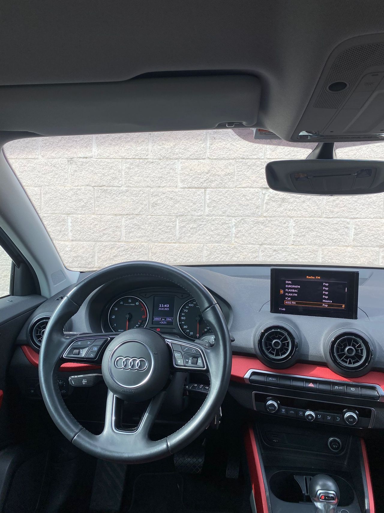 Foto Audi Q2 10