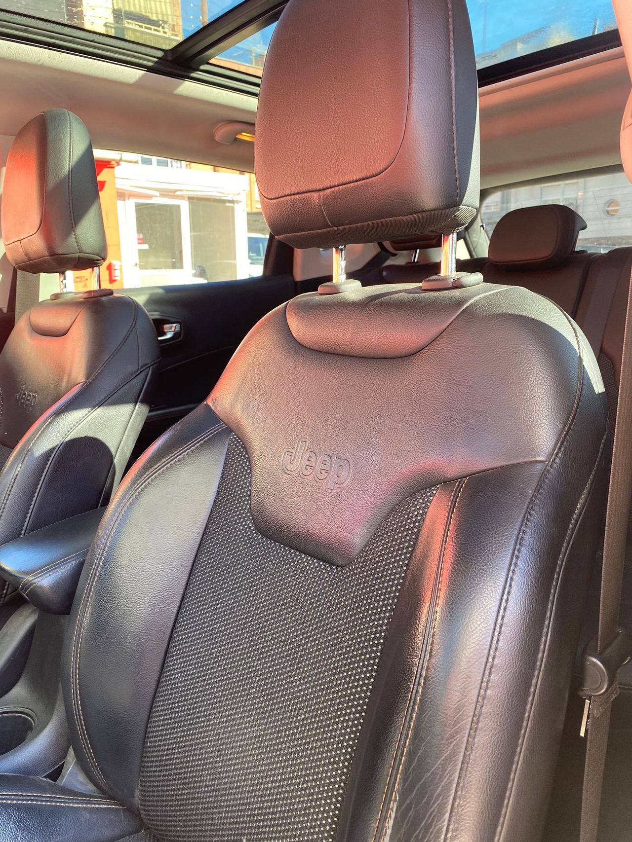 Foto Jeep Compass 19